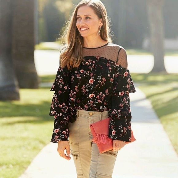 White House Black Market Tops - White House Black Market Floral Blouse w/ Mesh Shoulders & Tiered Sleeves Small